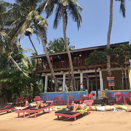 فندق Lucky Beach تانجالي المظهر الخارجي الصورة